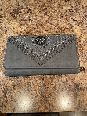 Montana West Gray Embroidered Wallet with Concho and Whipstitch Trim